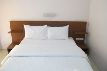 Hotel Somjai House Si Racha Exterior foto